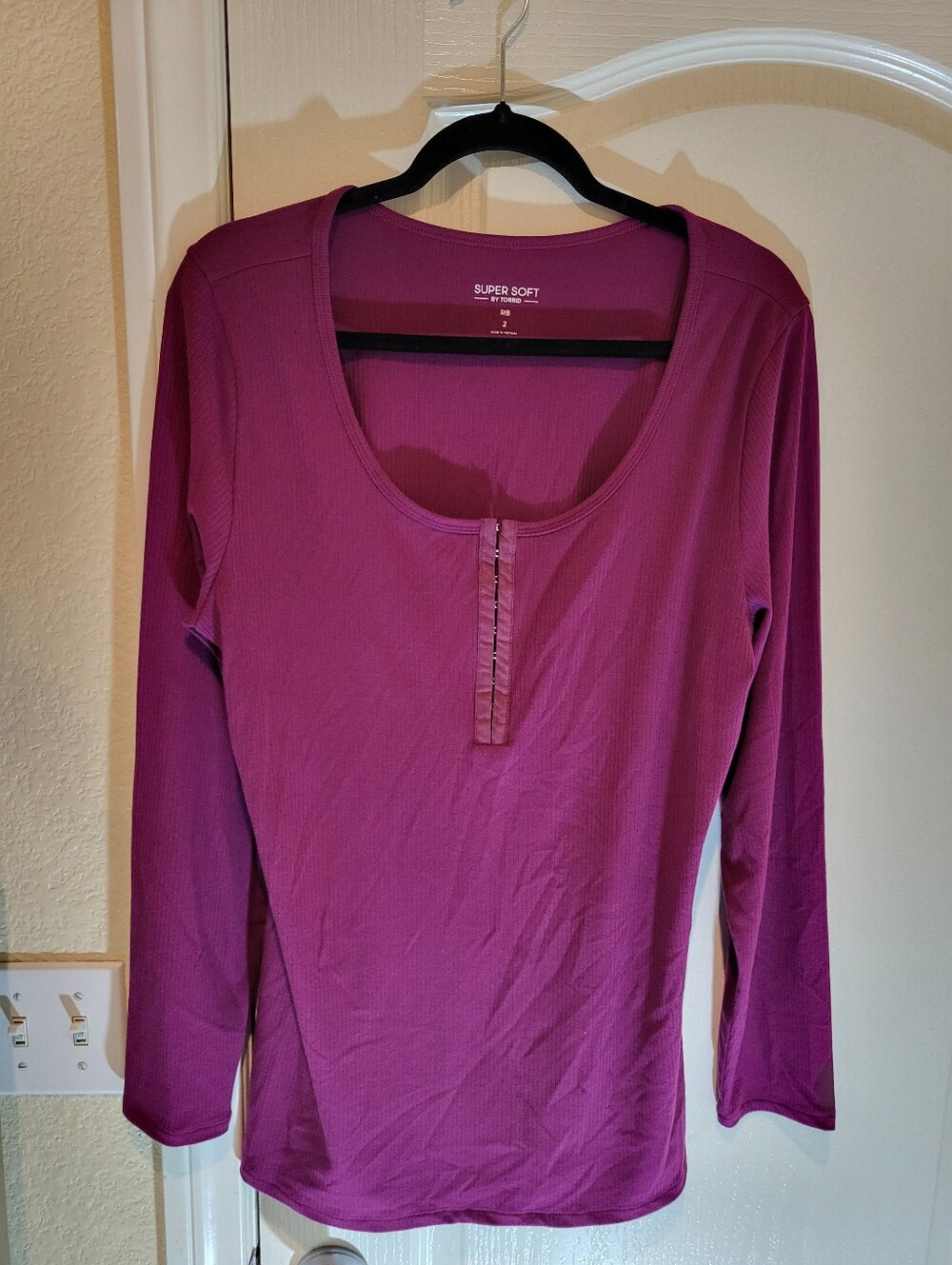 Women's Super Soft Long Sleeve Scoop Neck Top - Deep Magenta